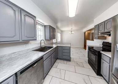 Main picture of 129 Ely St