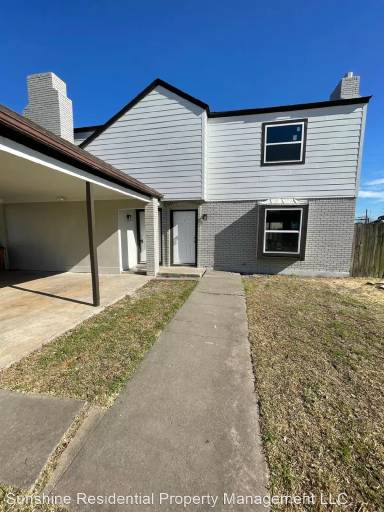 Main picture of 1306 E Saint Johns Ave
