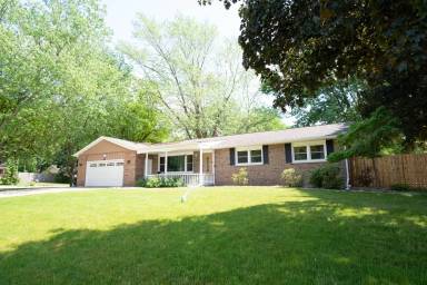 Main picture of 1901 Charter Ave
