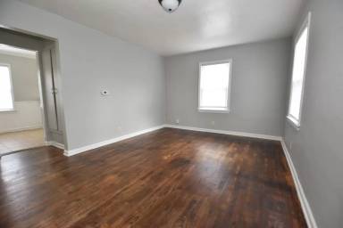 Main picture of 635 N Mason St