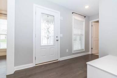 Main picture of 235 Butterfield Dr
