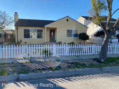 Main picture of 119 N 1st St