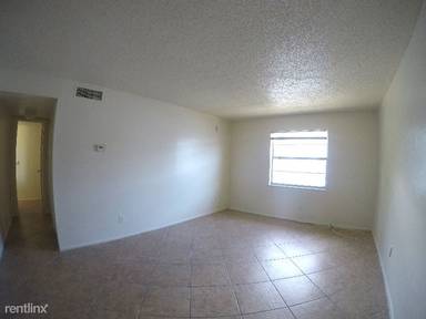 Main picture of 1519 Regina Dr W