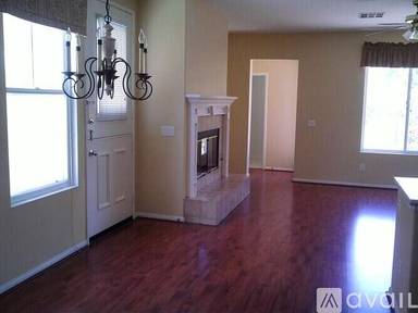 Main picture of 12176 Pepper Tree Ln