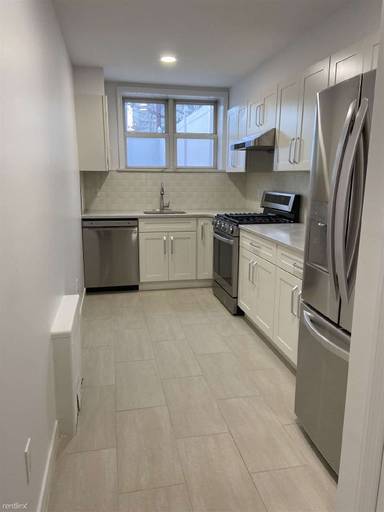 Main picture of 8744 15th Ave