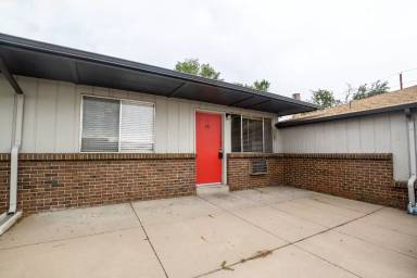 Main picture of 5340 W 10th Ave