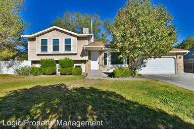 Main picture of 11015 S Sandy Creek Dr