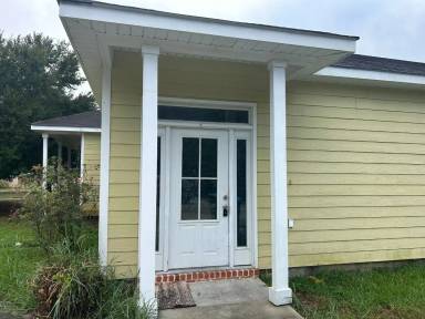 Main picture of 132 Earle Taylor Ln