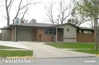 Main picture of 1719 Coolidge Dr