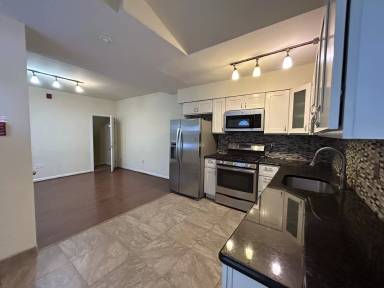 Main picture of 6602 Ridge Ave