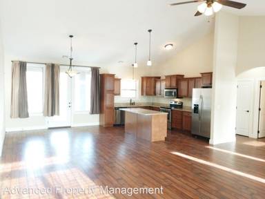 Main picture of 2732 Tobacco Rd