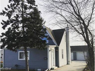 Main picture of 21212 Woodward St