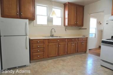 Main picture of 1081 S Almaden Ave