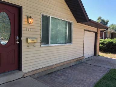 Main picture of 550 S 44th St