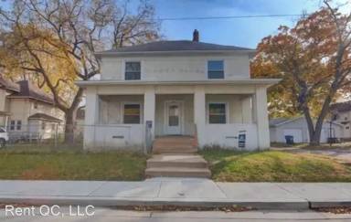 Main picture of 1617 Scott St