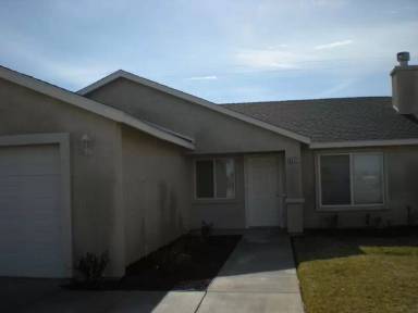 Main picture of 8772 Glade Ave