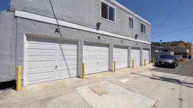 Main picture of 4580 Illinois St