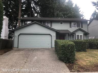 Main picture of 15707 NE 12th St