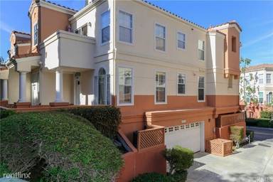 Main picture of 8100 E Venice Way