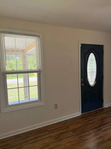 Main picture of 3009 Joy Cir