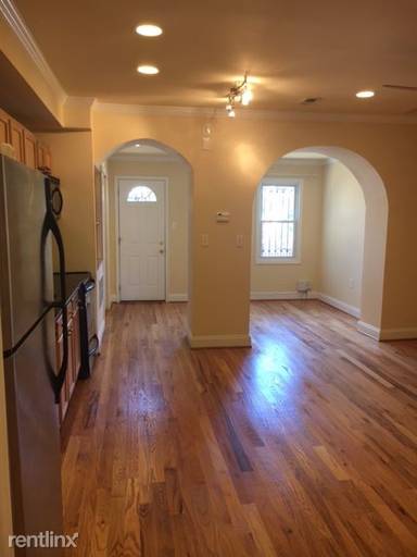 Main picture of 1713 W Virginia Ave NE