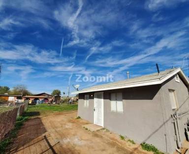 Main picture of 606 W 11th St