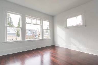 Main picture of 4014 SE 10th Ave