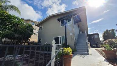 Main picture of 2117 Grand Ave