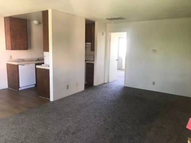 Main picture of 888 Greenfield Ave