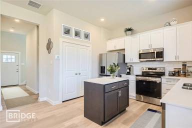 Main picture of 2206 Kincaid Ln