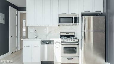 Main picture of 114 S 1st St