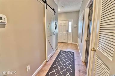 Main picture of 5402 Sweetwater Blvd