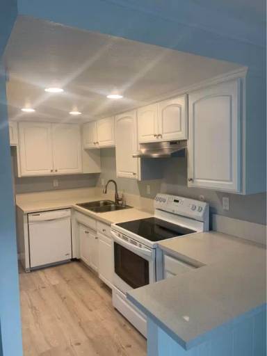 Main picture of Newport Terrace Apartments