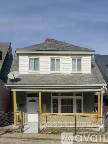 Main picture of 209 Quincy Ave