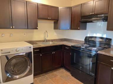 Main picture of 915 Wheeler Ave