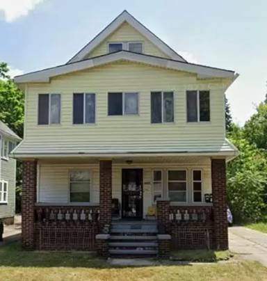 Main picture of 3027 E 126th St