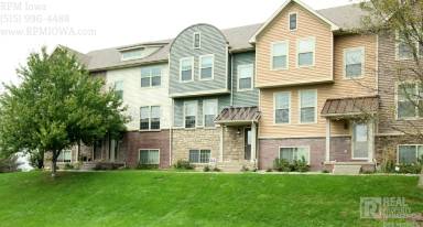 Main picture of 3600 SE Glenstone Dr