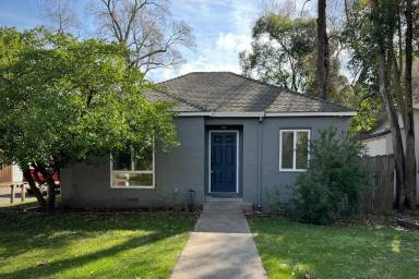 Main picture of 214 Rice Ln