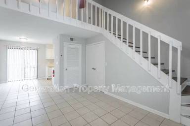 Main picture of 121 Goodson Ave