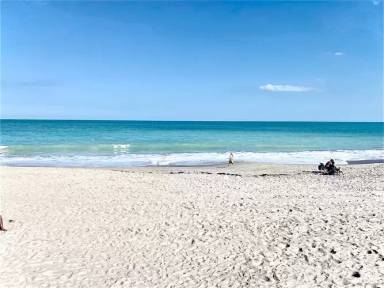 Main picture of 2735 Ocean Dr