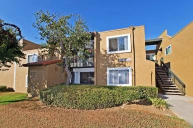Main picture of 17127 W Bernardo Dr