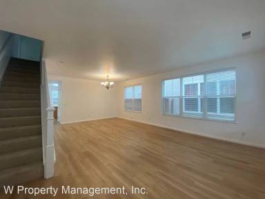 Main picture of 3933 Arthur Ashe Cir