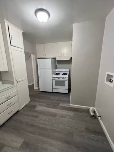 Main picture of 4250 10th St