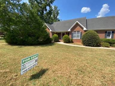 Main picture of 460 Brickleberry Rdg
