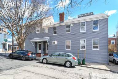 Main picture of 82 Sciarappa St