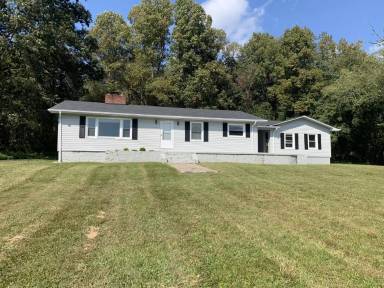 Main picture of 4033 Elkin Hwy 268