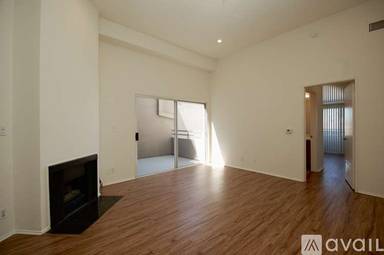 Main picture of 1348 N Sierra Bonita Ave