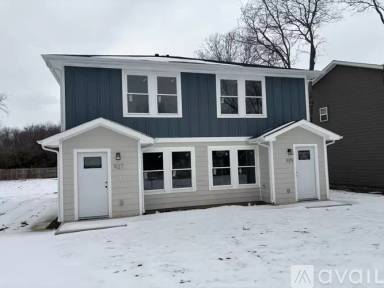 Main picture of 923 River Rd