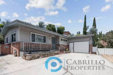 Main picture of 3182 Central Ave