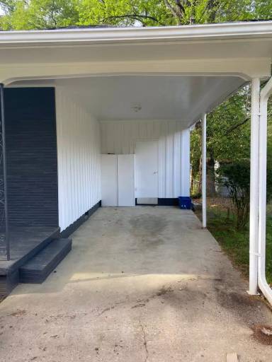 Main picture of 223 32nd Pl E